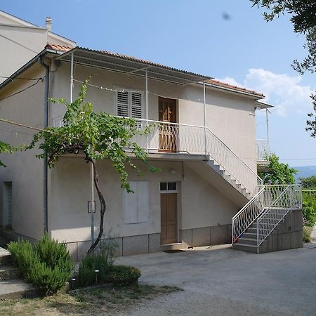 Hostel Guesthouse Mira โอมิช ภายนอก รูปภาพ