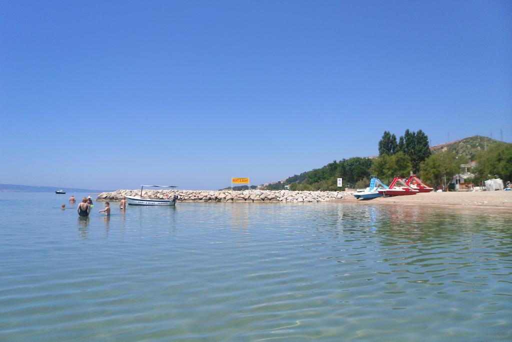 Hostel Guesthouse Mira โอมิช ภายนอก รูปภาพ