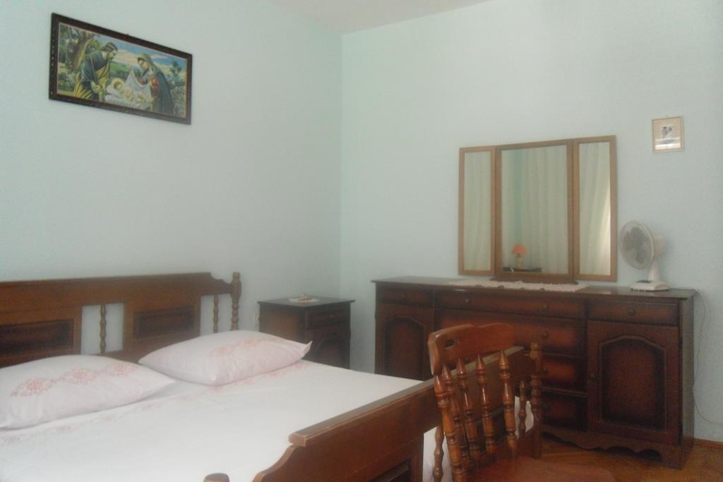 Hostel Guesthouse Mira โอมิช ห้อง รูปภาพ